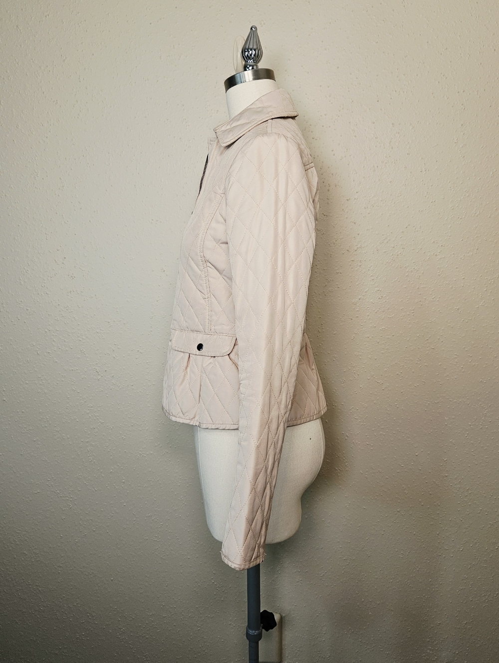New York & Company Quilted Peplum Jacket Beige Lightweight Zip XS - Picture 3 of 9